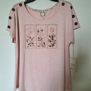 Blush Button-Accent Floral Women's Tee